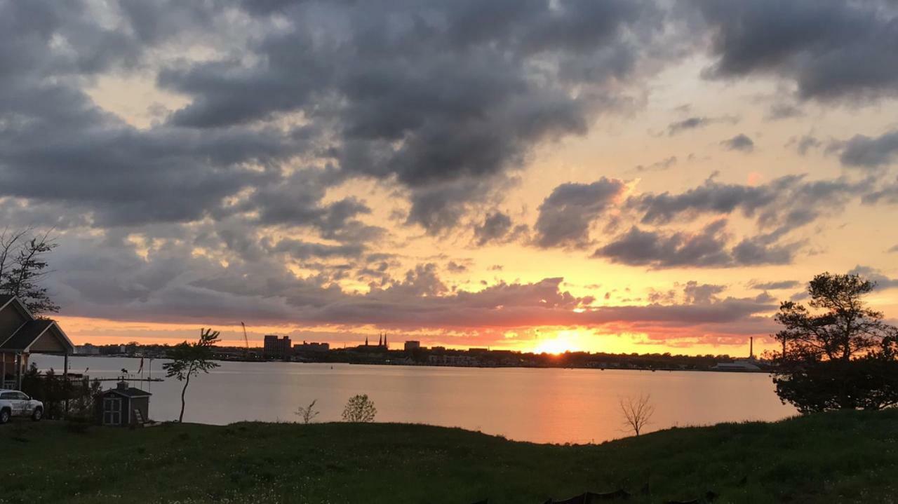 Water Suites Charlottetown Zewnętrze zdjęcie